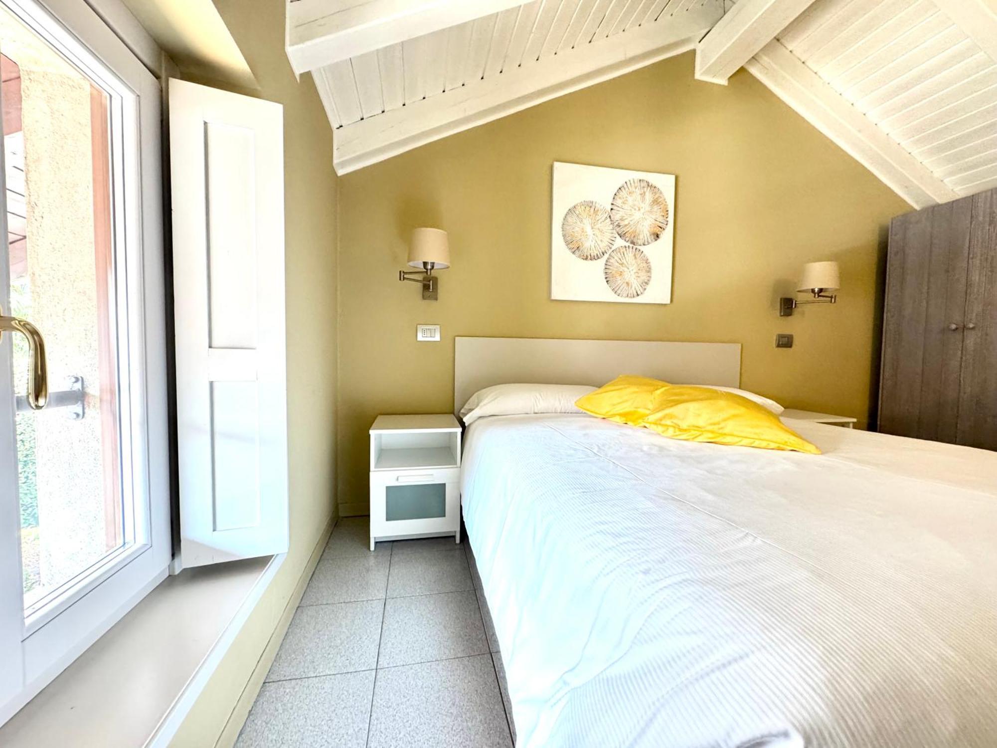 Iris 2 Lago Di Como دونغو المظهر الخارجي الصورة