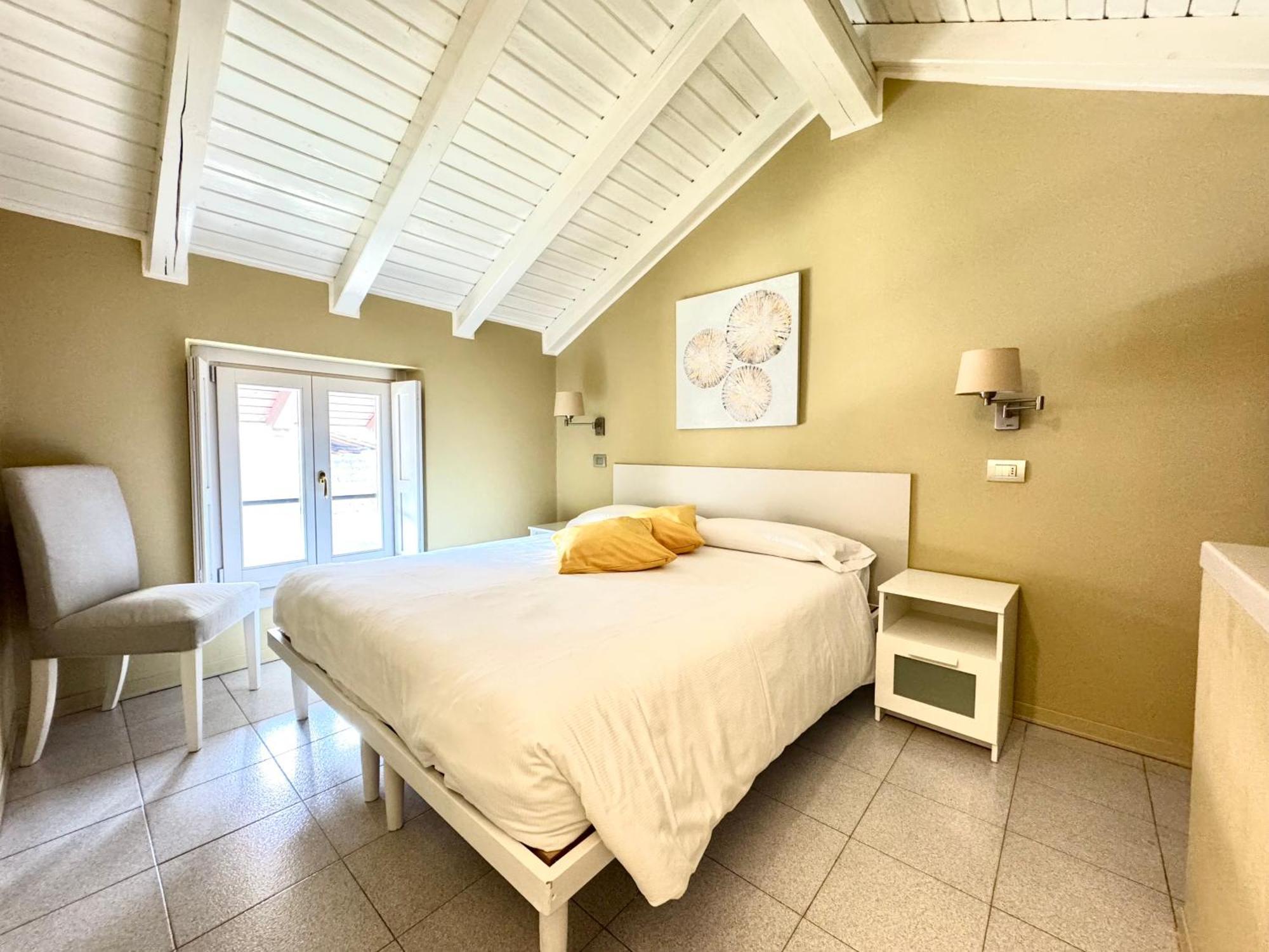 Iris 2 Lago Di Como دونغو المظهر الخارجي الصورة