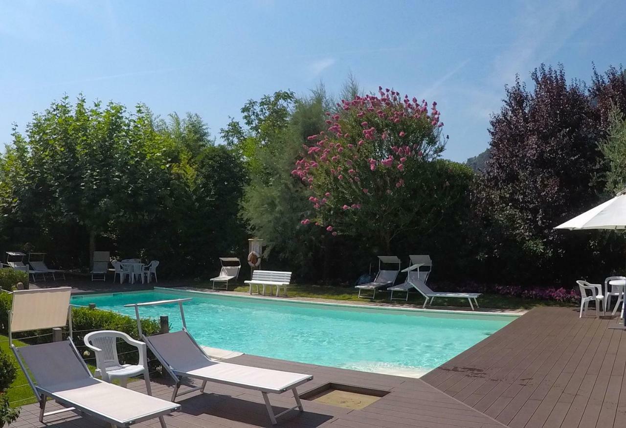 Iris 2 Lago Di Como دونغو المظهر الخارجي الصورة